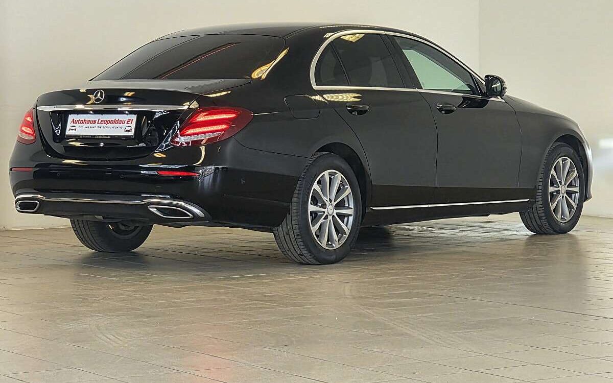 Mercedes-Benz E-Klasse – Bild 4