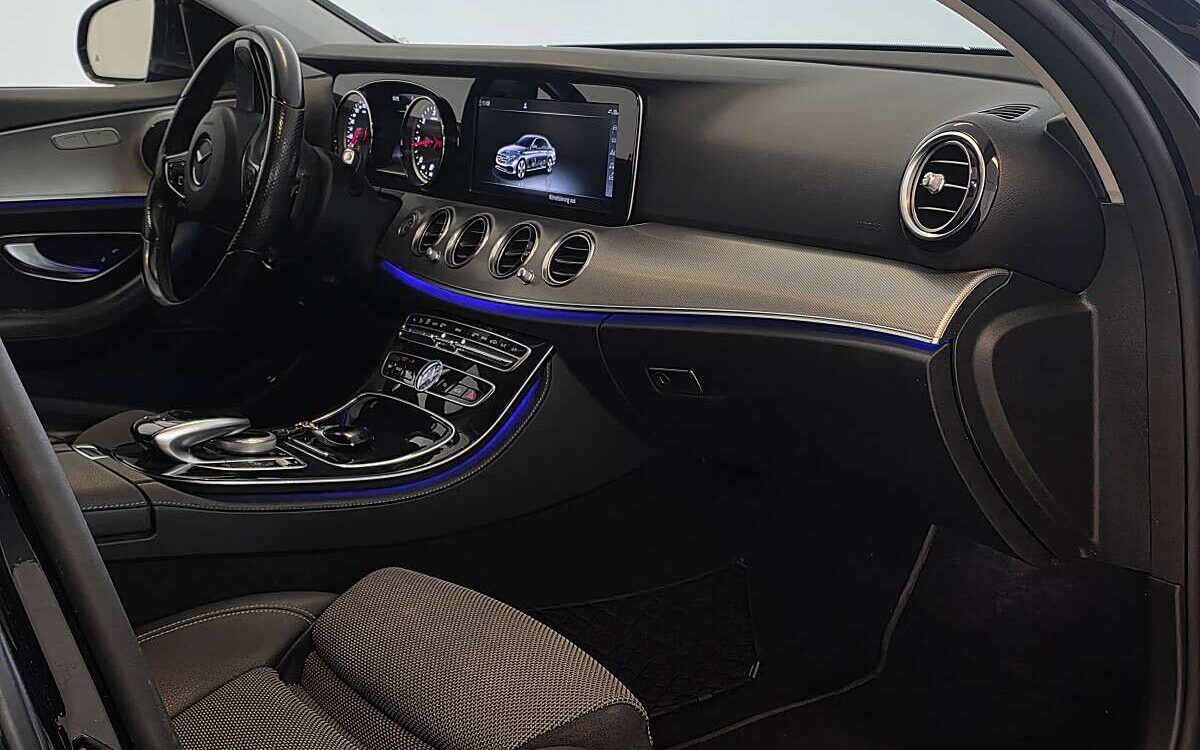 Mercedes-Benz E-Klasse – Bild 9