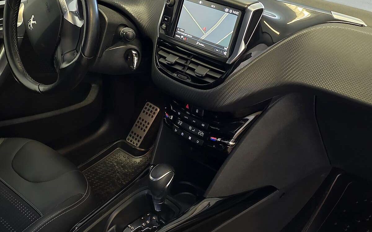 Peugeot 2008 – Bild 12