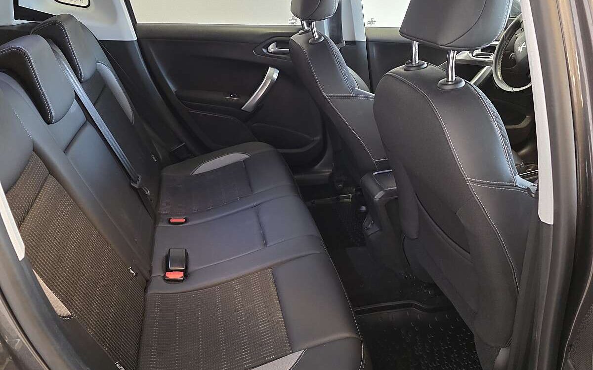 Peugeot 2008 – Bild 9