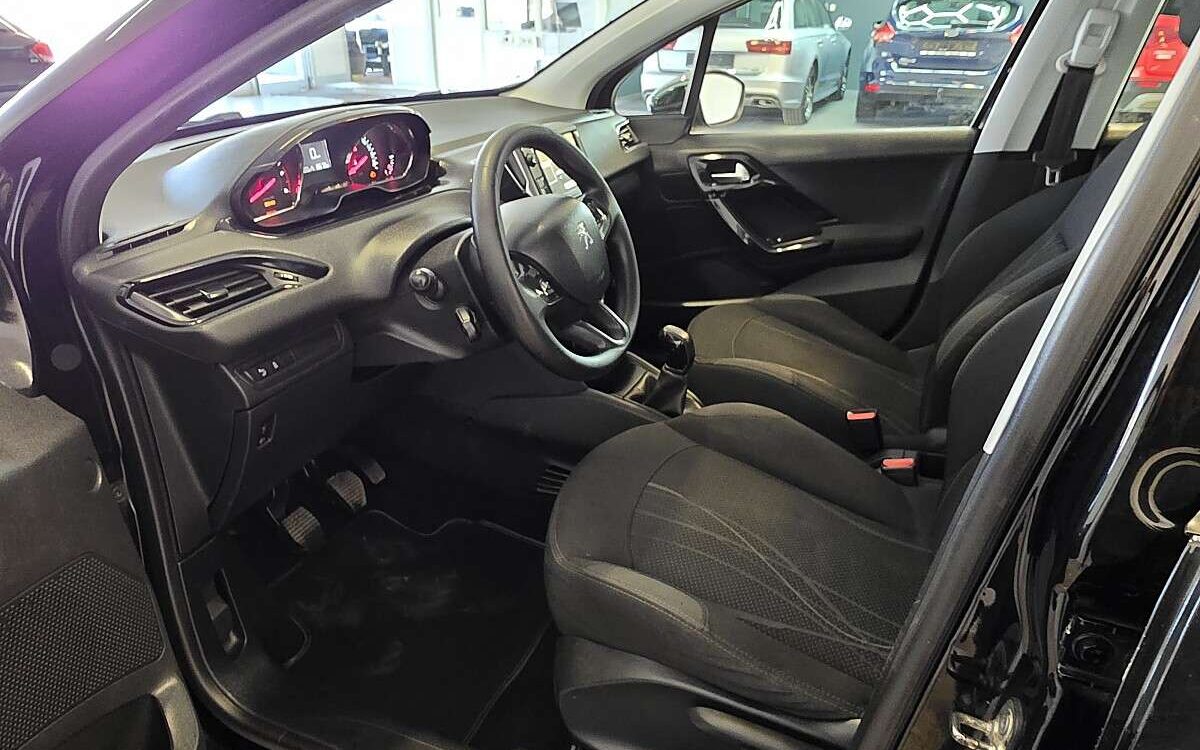 Peugeot 208 – Bild 12