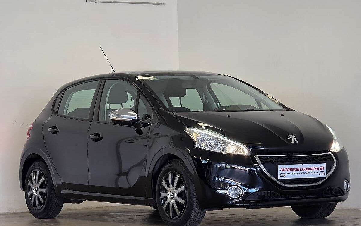 Peugeot 208 – Bild 6