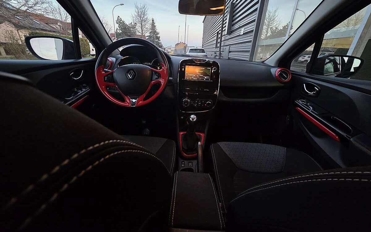 Renault Clio – Bild 12