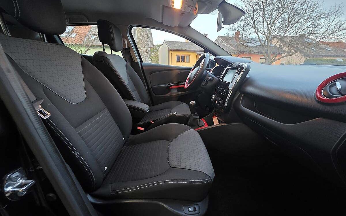 Renault Clio – Bild 8